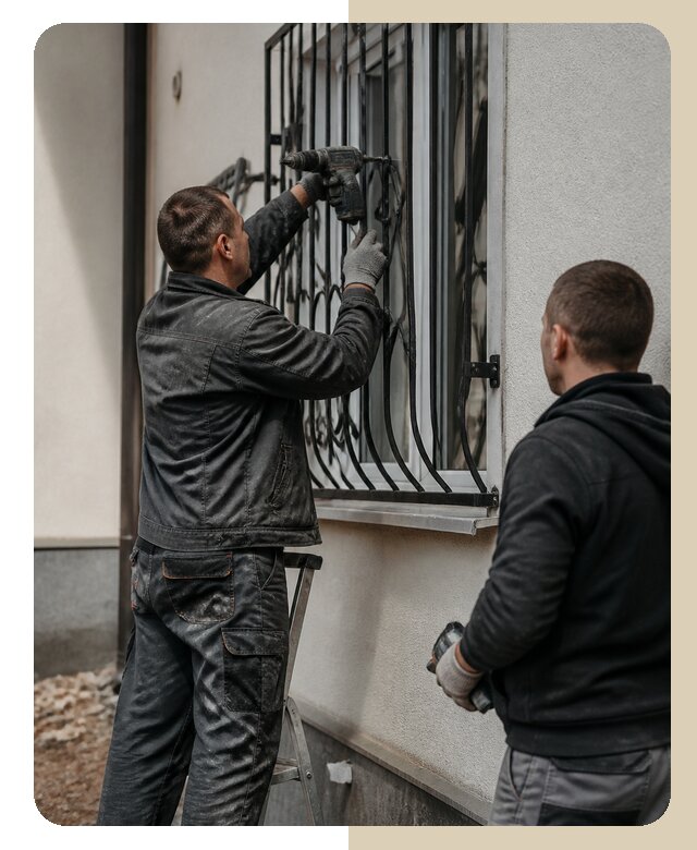 Установка наружных решеток в Дивногорске от 4954 р. | Дверной
